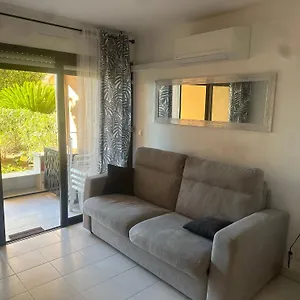 Rdc En Résidence Avec Piscine Appartement